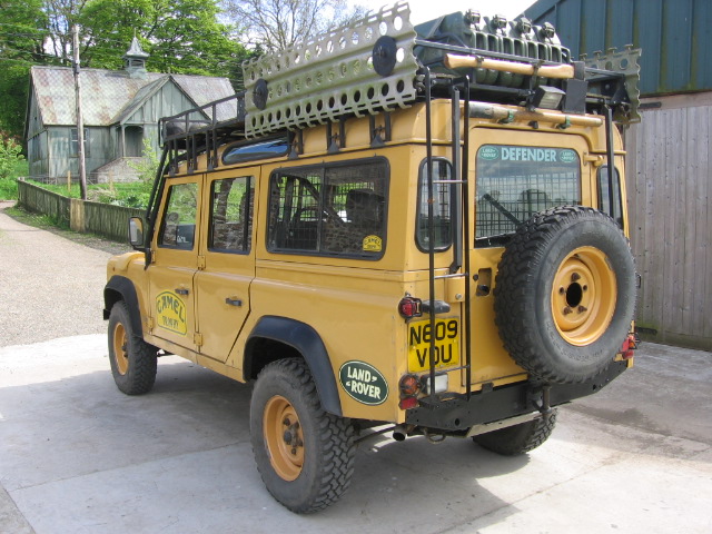 1995 Camel Trophy 110